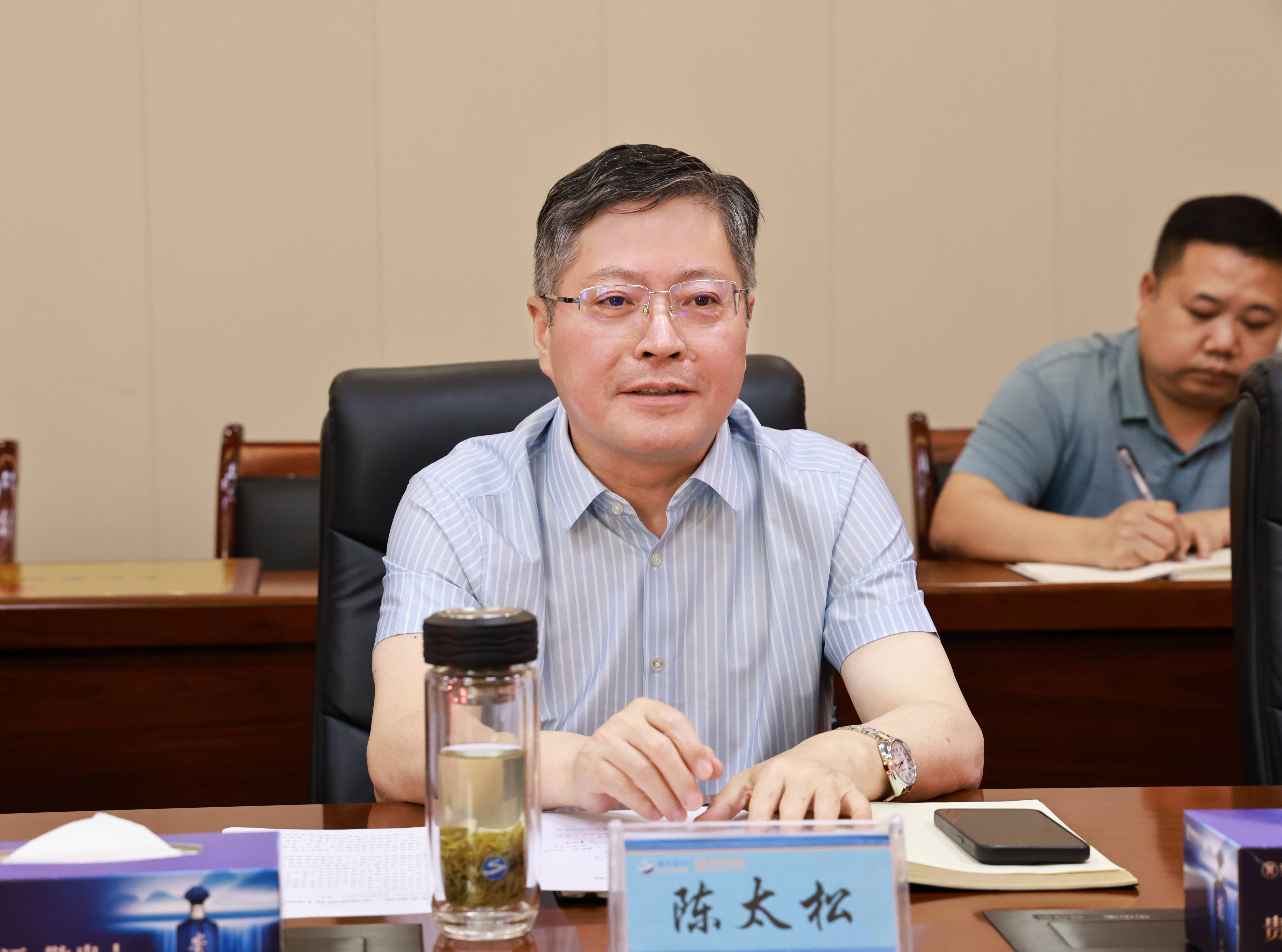 84049248.jpg 84049248.jpg